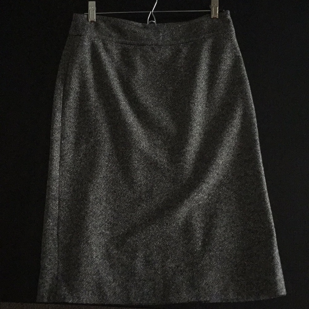 Black and white tweed pencil skirt